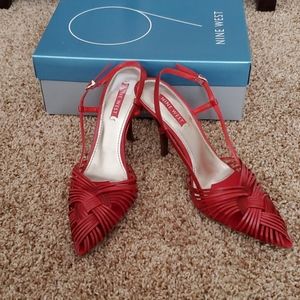 Nine West pumps new